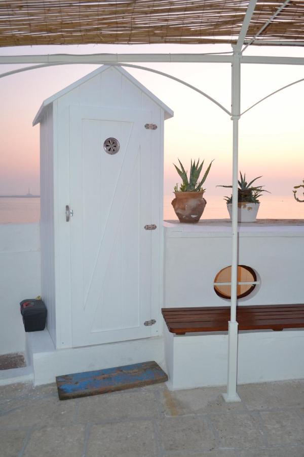 4 Balconi House-San Gregorio Palazzo Unico Vista Mare Villa Gallipoli Værelse billede